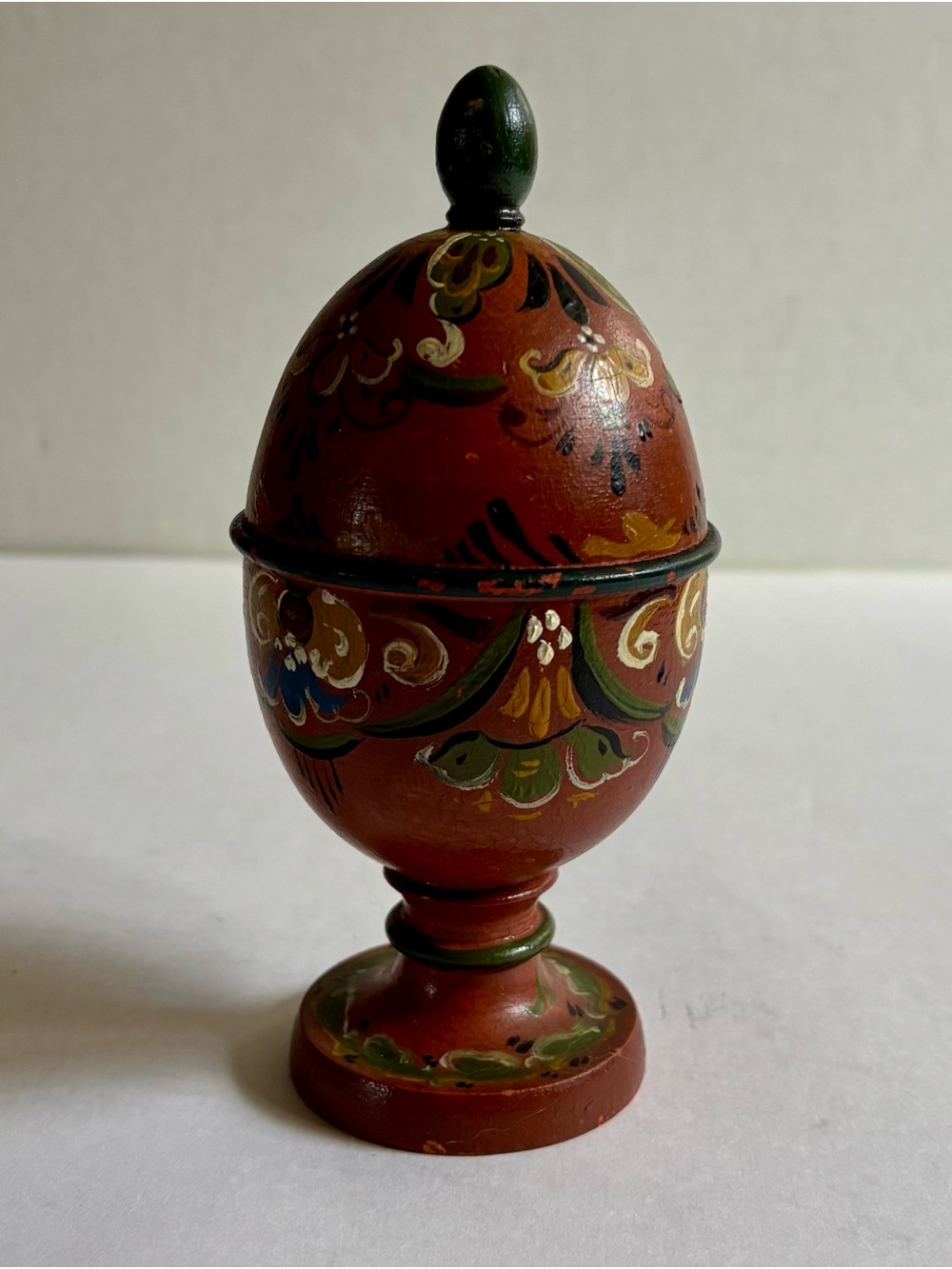 Vintage Scandinavian Rosemaling Painted Wooden Egg Box Folk Ar
